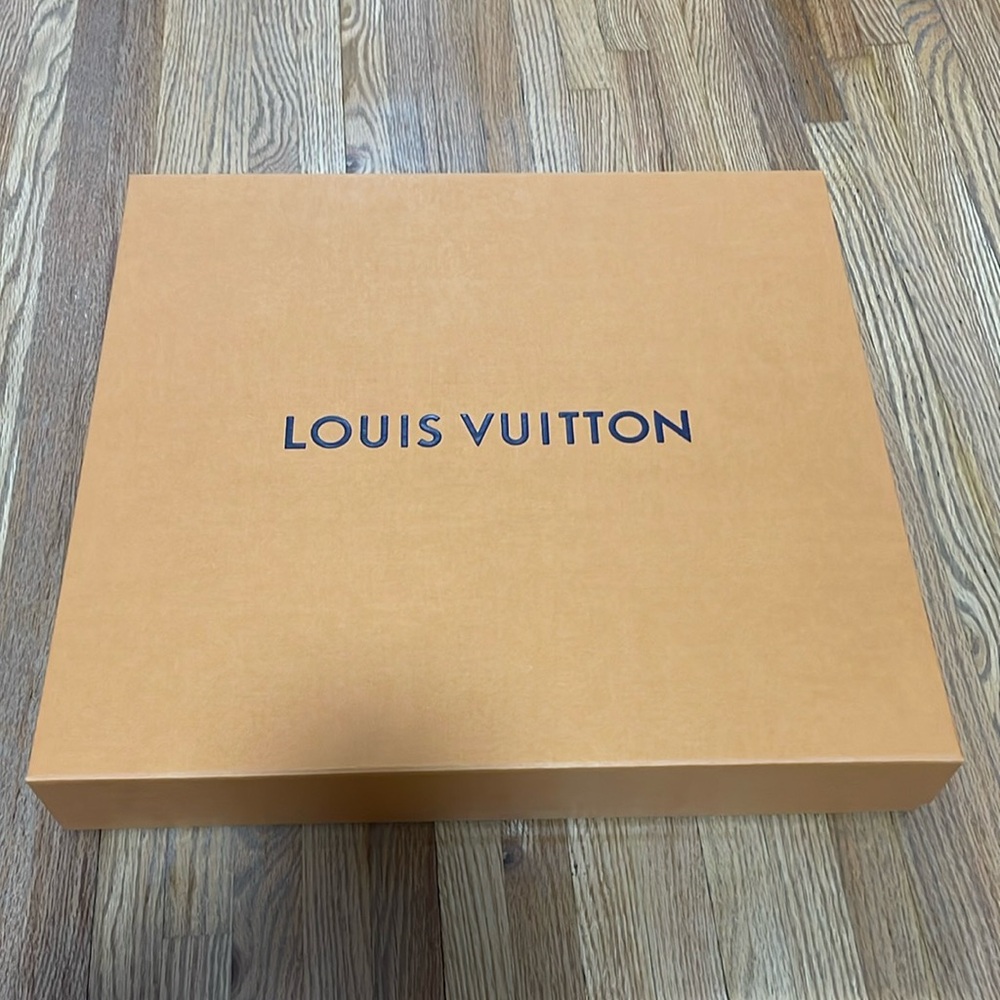 Lv box